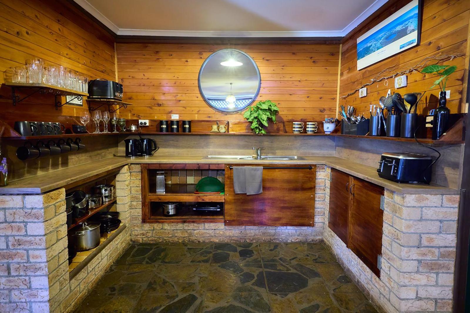 On The Wallaby Eco Lodge يونغابورا المظهر الخارجي الصورة